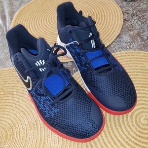 Nike Kyrie Irving Flytrap Sneakers